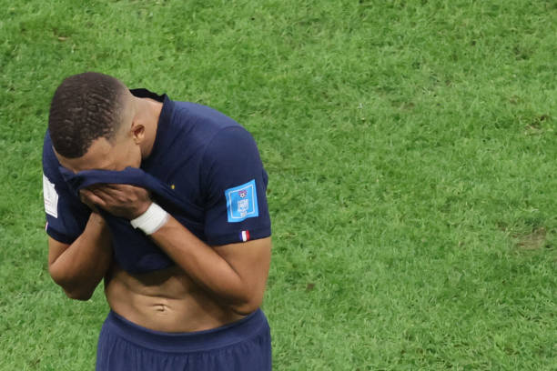 内马尔世界杯首秀梅开二度，巴西队取得开门红