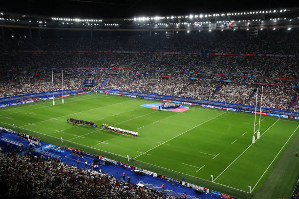 世界杯中国队直播：国足迎战南美劲旅，能否逆袭？