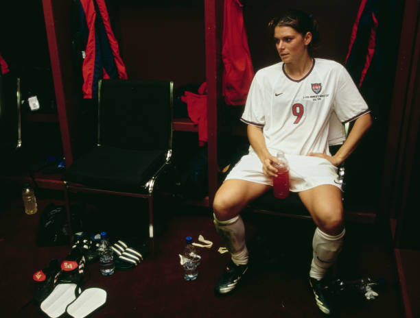 塞内加尔的处子秀:2002年揭幕战掀翻卫冕冠军法国